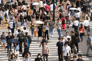 南加州大学战胜UCLA 布朗尼出场15分钟1中1得2分2板2助